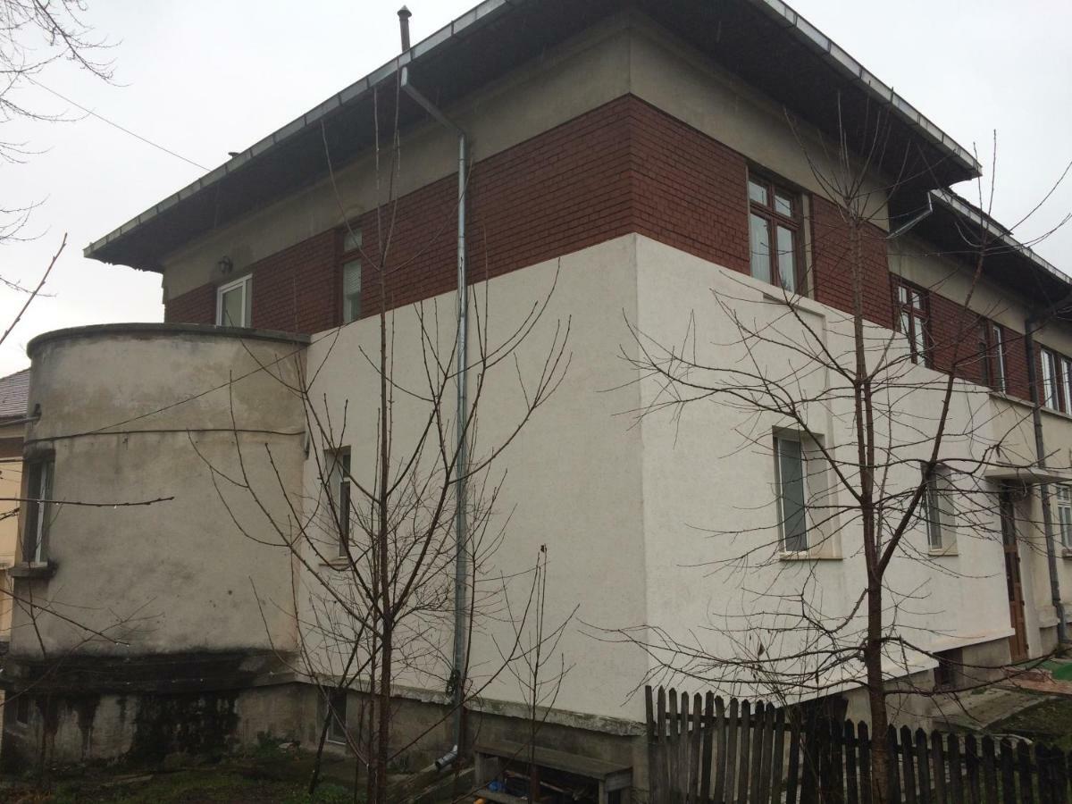 Garsoniera Mandrilor Apartment Slanic Exterior photo